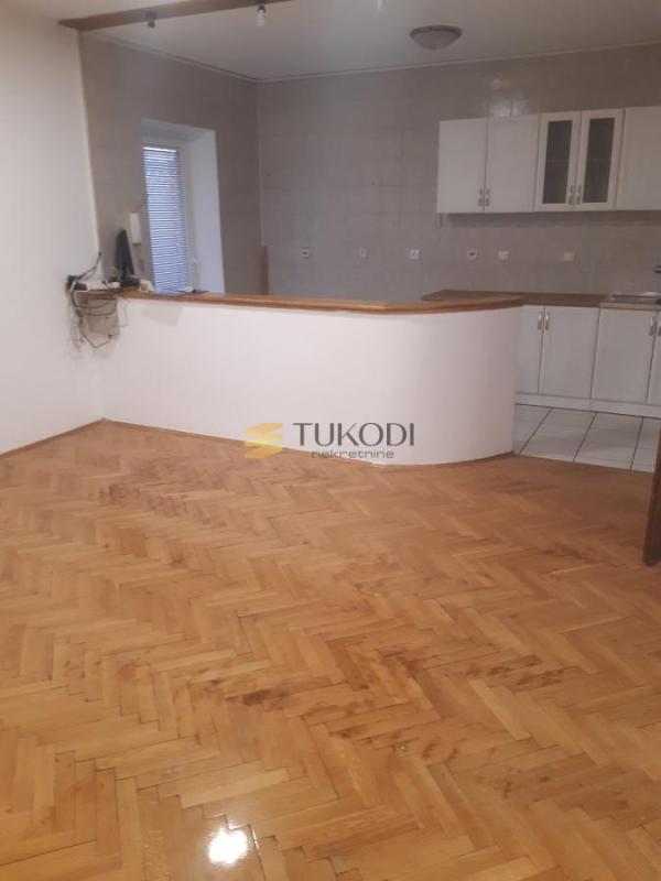 Slika 6 -  Kuća na prodaju, 303m2, 370.000€