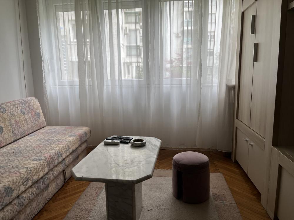 Glavna slika -Jovana Ćirilova, Jednoiposoban stan za izdavanje, 30m2, 400€