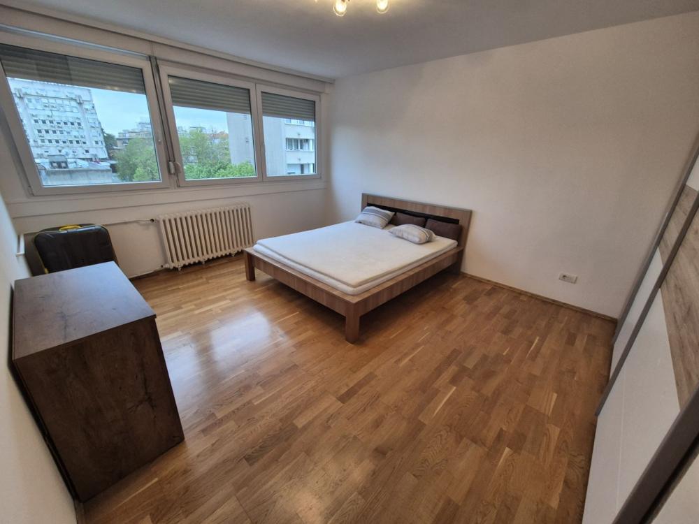 Slika 8 - Narodnih heroja, Trosoban stan za izdavanje, 70m2, 900€