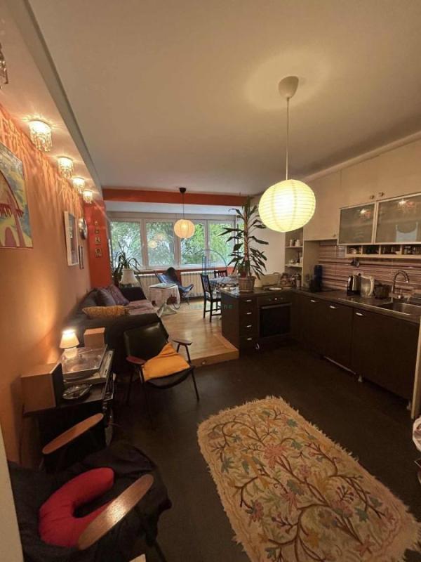 Slika 1 - Kralja Milana, Dvoiposoban stan za izdavanje, 60m2, 1.000€