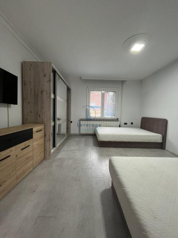 Slika 7 -  Kuća za izdavanje, 172m2, 2.100€