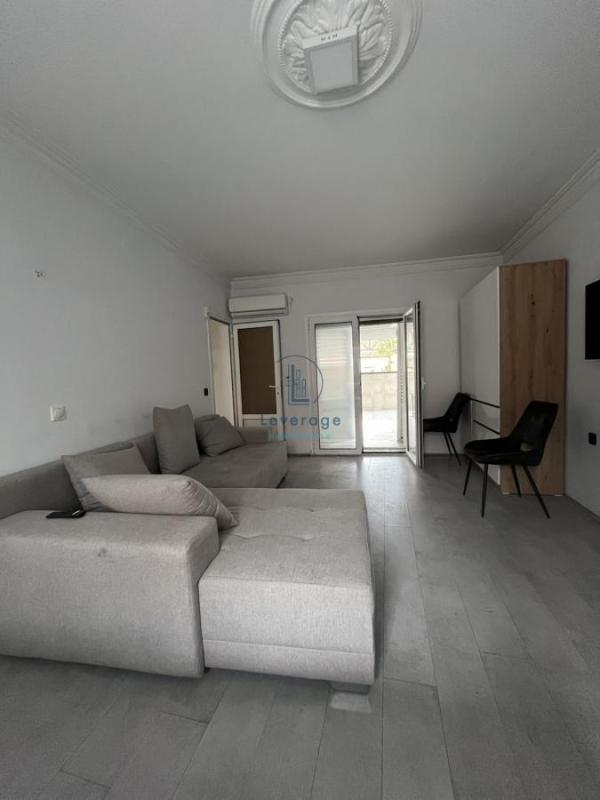 Slika 5 -  Kuća za izdavanje, 172m2, 2.100€