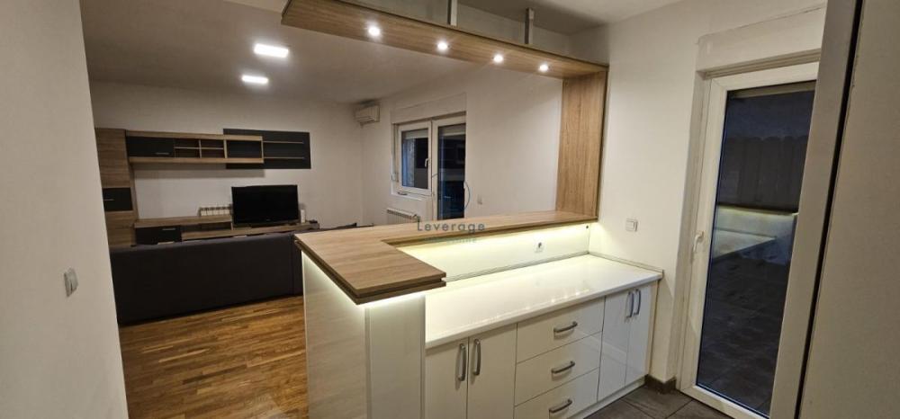 Slika 3 - Đorđa Kratovca, Četvorosoban stan za izdavanje, 119m2, 800€