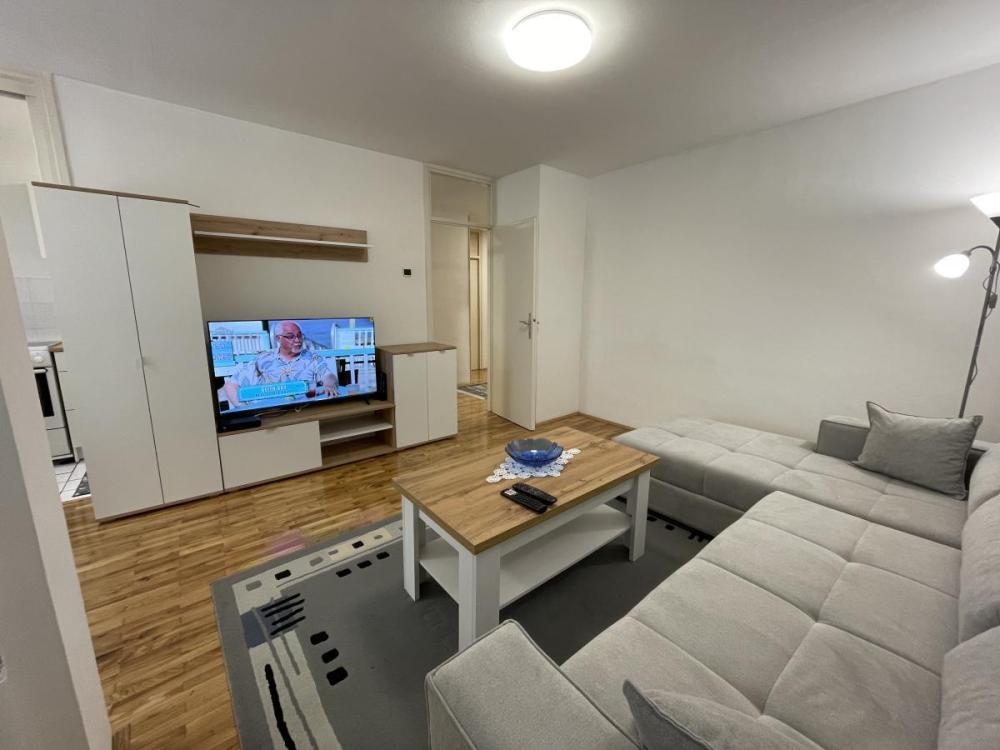 Glavna slika -Dvosoban stan za izdavanje, 55m2, 500€