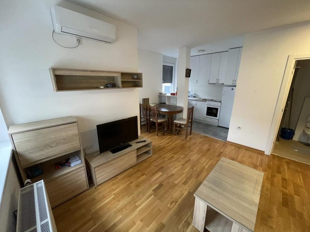 Slika 4 - Dvoiposoban stan za izdavanje, 55m2, 400€