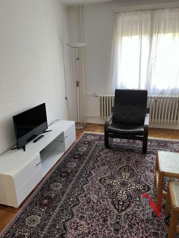 Slika 3 - BULEVAR KRALJA PETRA I, Jednoiposoban stan za izdavanje, 40m2, 300€