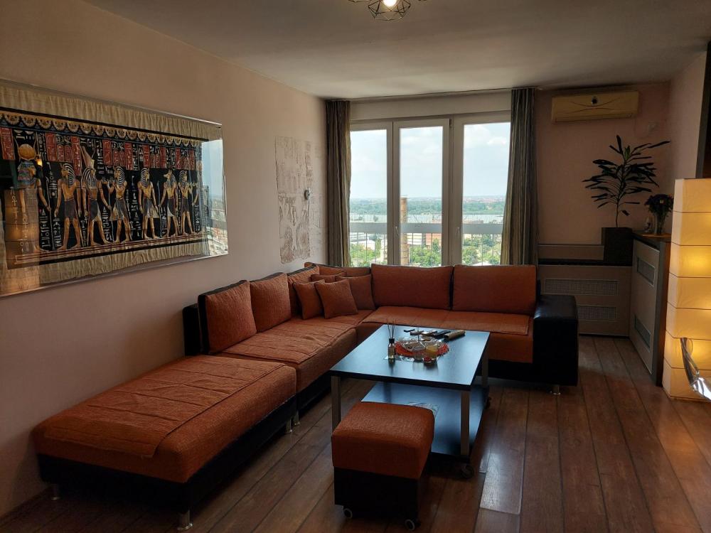 Slika 3 - Bulevar despota Stefana, Četvorosoban stan za izdavanje, 115m2, 1.200€