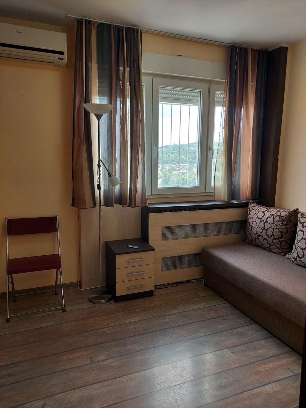 Slika 10 - Bulevar despota Stefana, Četvorosoban stan za izdavanje, 115m2, 1.200€