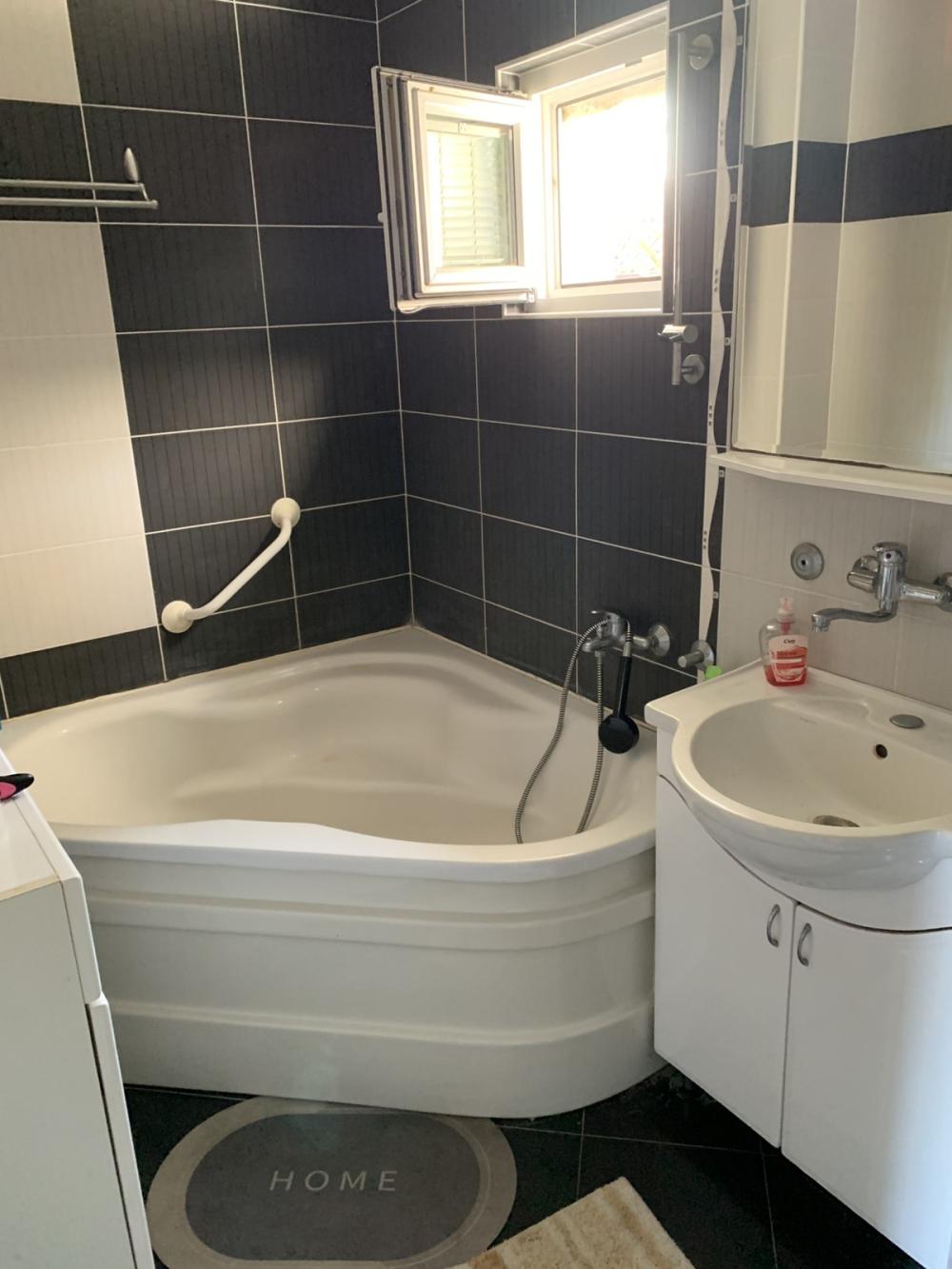 Slika 2 - Slatina,  Kuća na prodaju, 370m2, 230.000€