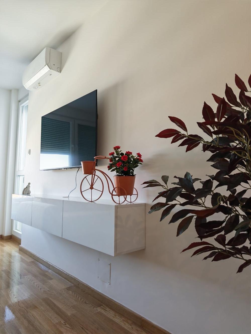 Slika 4 - Bulevar Nemanjića, blizu Trošarine, Jednoiposoban stan za izdavanje, 46m2, 400€