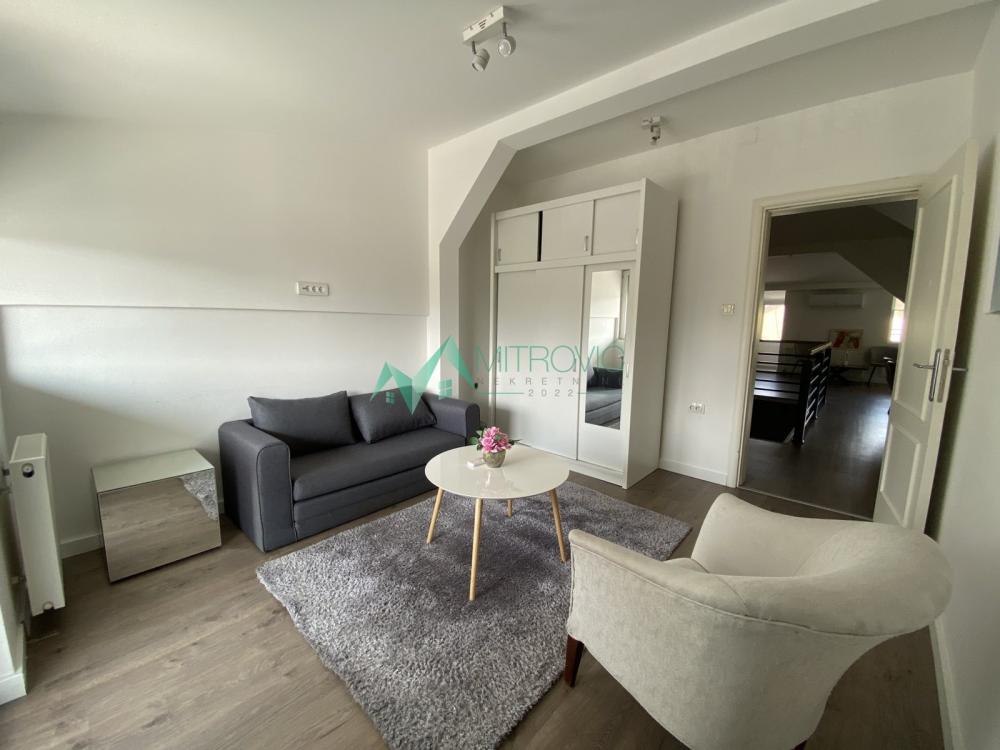 Slika 11 - Četvoroiposoban stan za izdavanje, 189m2, 1.600€