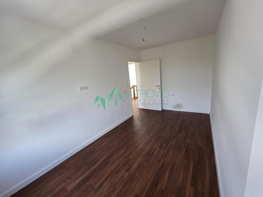 Slika 8 - Šestosoban stan na prodaju, 136m2, 378.216€