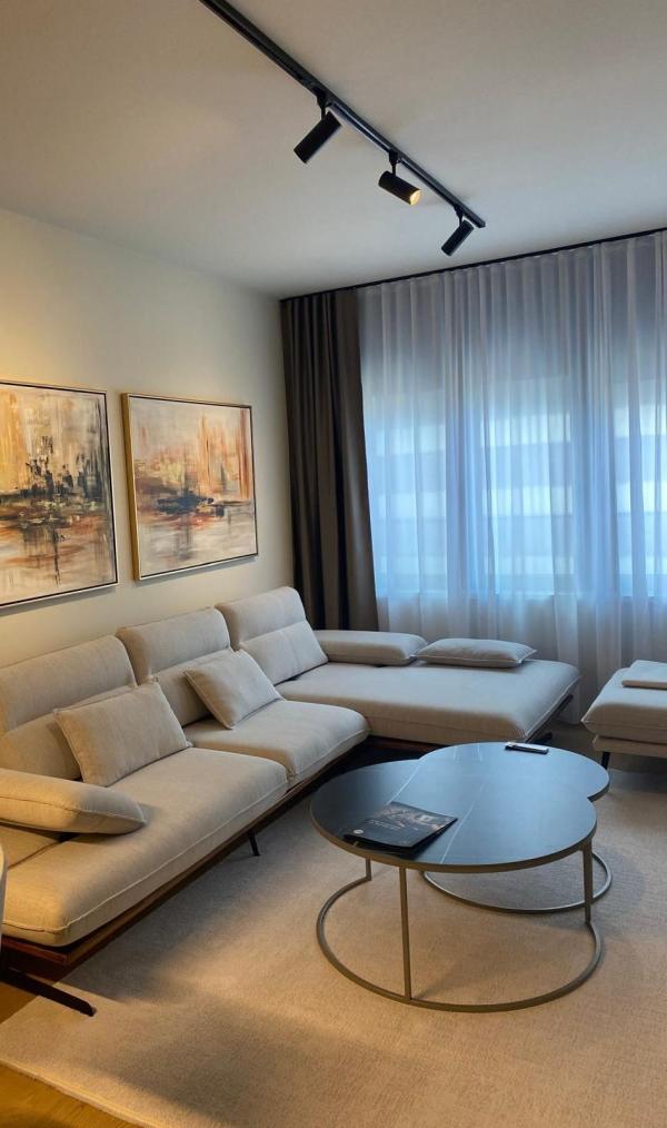 Slika 1 - Dvosoban stan za izdavanje, 56m2, 1.300€