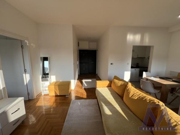 Slika 1 - Dvosoban stan za izdavanje, 550€