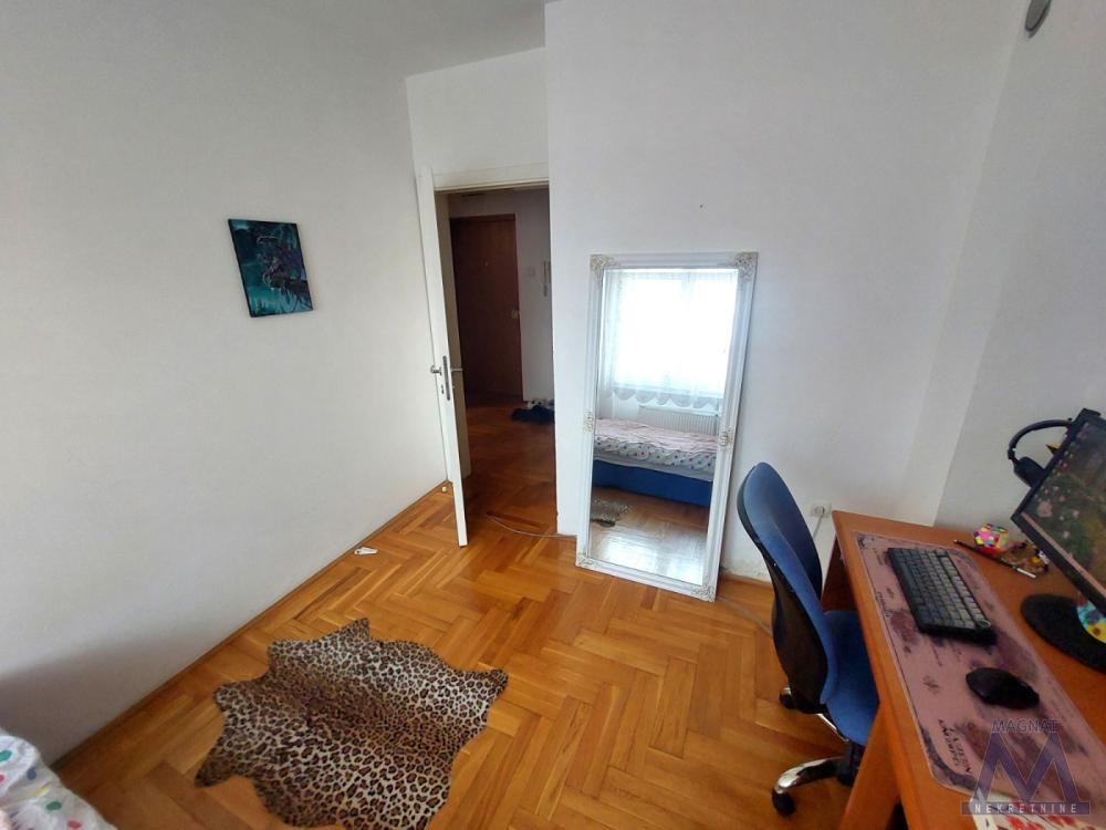 Slika 6 - Jednoiposoban stan za izdavanje, 350€