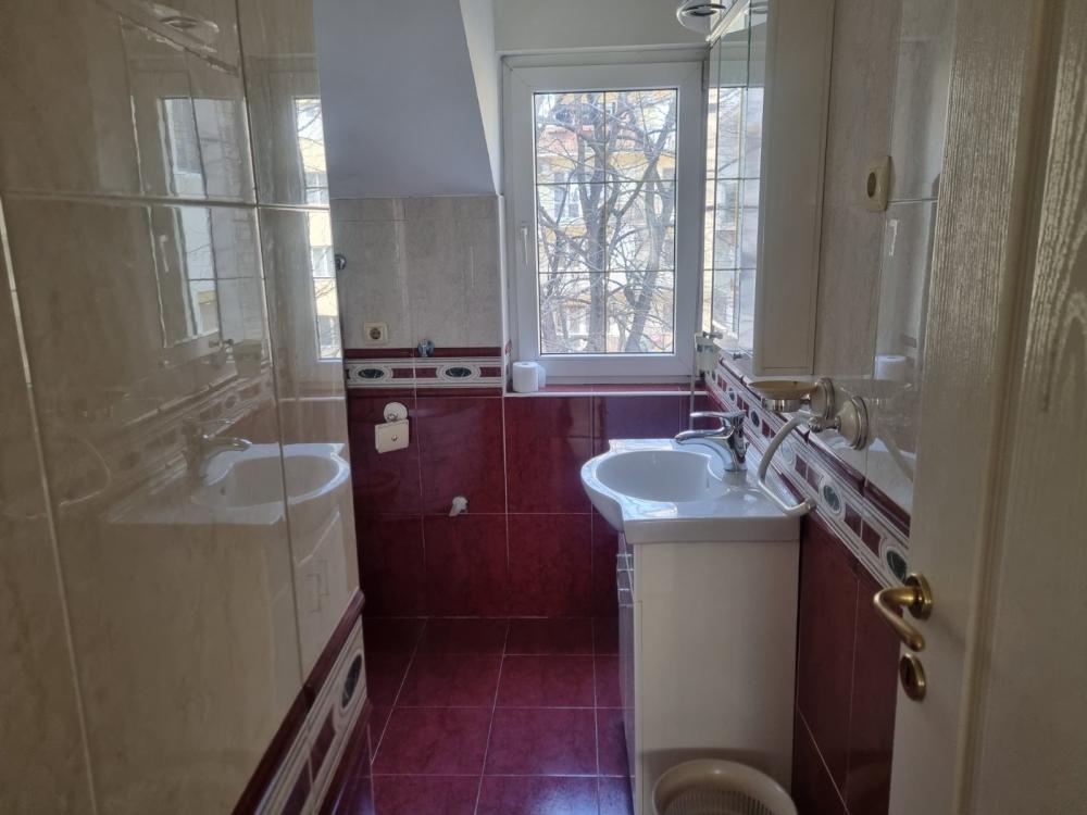 Slika 7 - Kozačinskog, Petosoban stan za izdavanje, 130m2, 1.000€