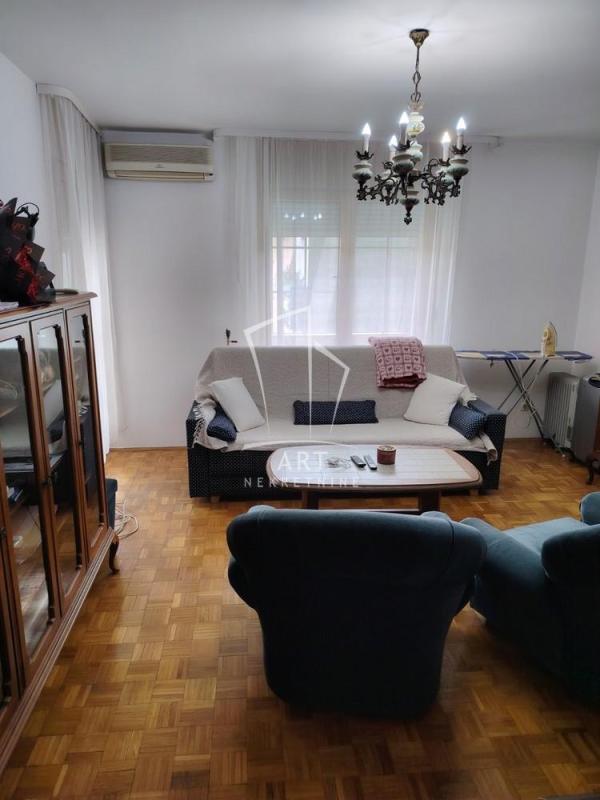 Glavna slika -Vojvode Bogdana, Dvosoban stan za izdavanje, 53m2, 600€