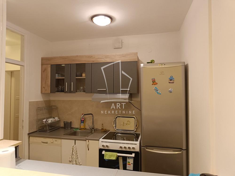 Slika 4 - Dr Ivana Ribara, Troiposoban stan za izdavanje, 75m2, 650€