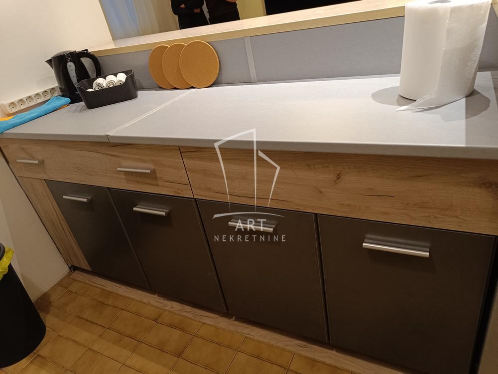 Slika 6 - Dr Ivana Ribara, Troiposoban stan za izdavanje, 75m2, 650€