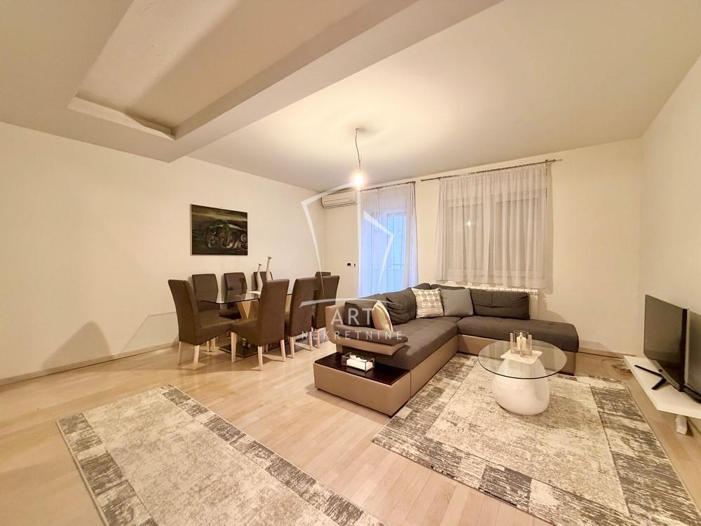 Glavna slika -Mažuranićeva, Trosoban stan za izdavanje, 81m2, 900€