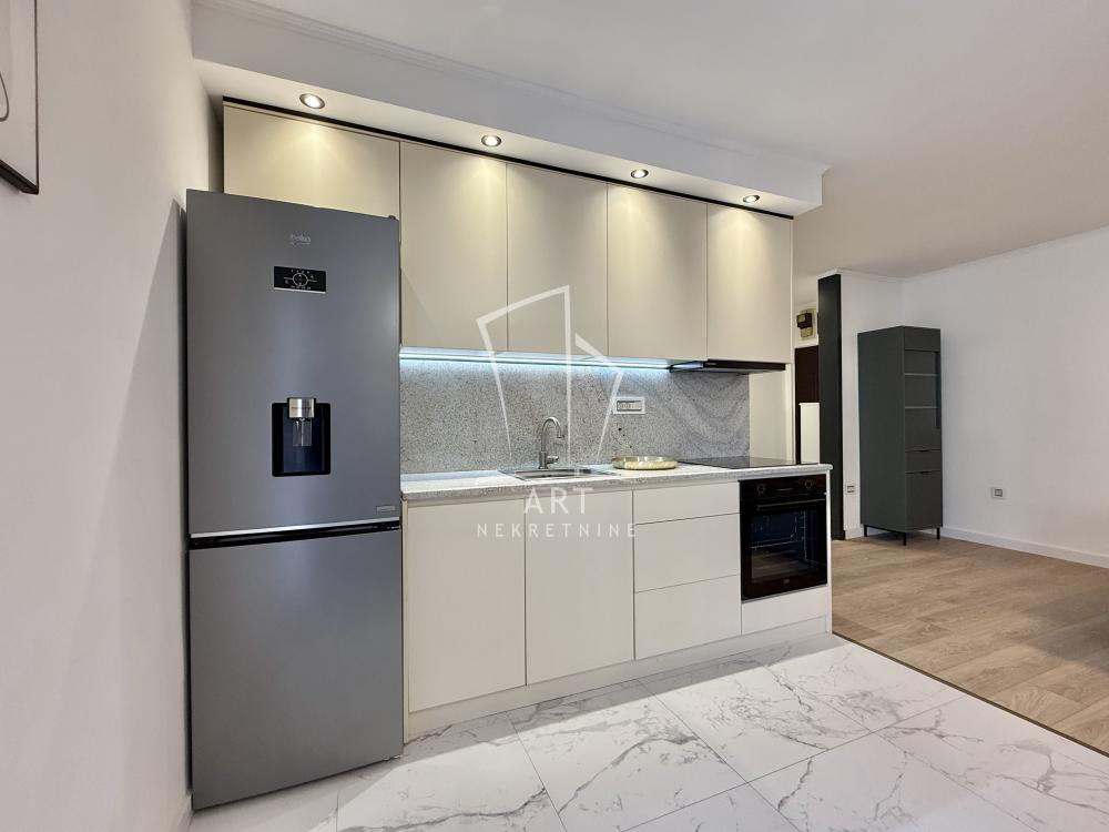 Slika 9 - Mirijevski Bulevar, Trosoban stan za izdavanje, 75m2, 800€