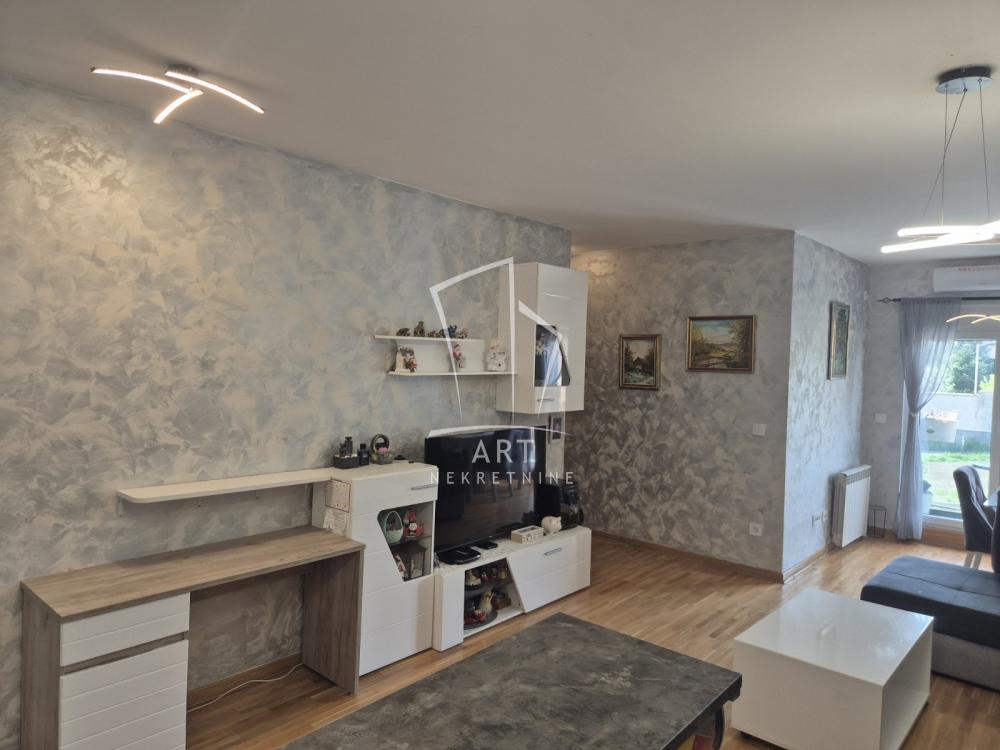 Slika 2 - Ševina, Trosoban stan na prodaju, 67m2, 217.750€