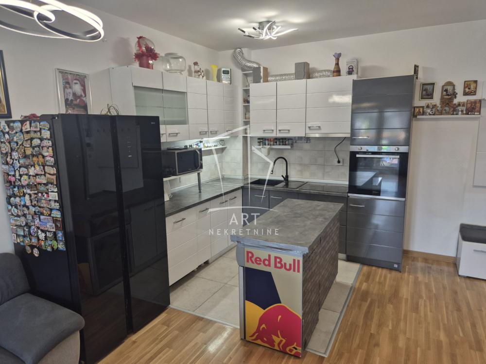 Slika 8 - Ševina, Trosoban stan na prodaju, 67m2, 217.750€