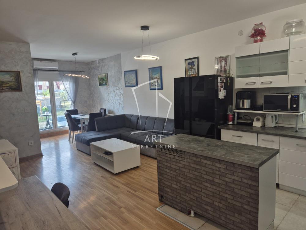 Glavna slika -Ševina, Trosoban stan na prodaju, 67m2, 217.750€