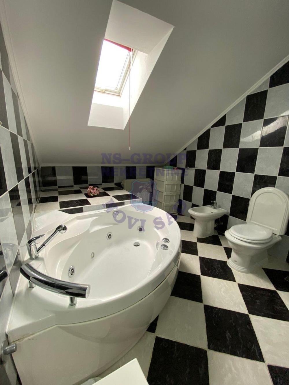 Slika 6 - Trosoban stan na prodaju, 100m2, 216.300€