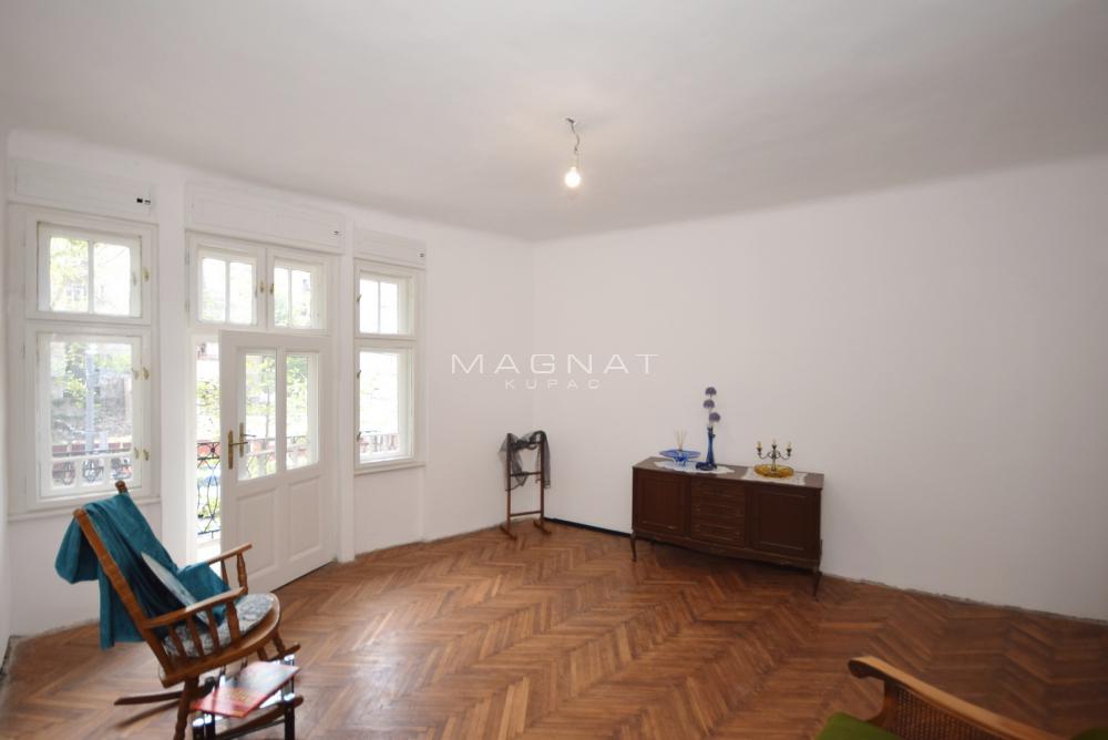 Slika 1 - Džordža Vašingtona, Trosoban stan na prodaju, 87m2, 289.900€