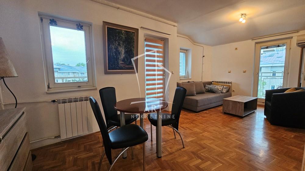 Slika 2 - Klare Cetkin, Jednoiposoban stan za izdavanje, 45m2, 500€