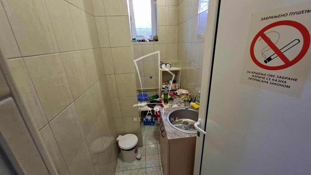 Slika 4 - Dunavskih virova,  Lokal za izdavanje, 150m2, 1.500€