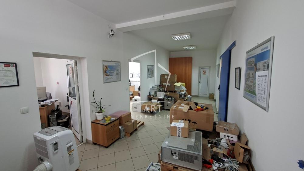 Slika 1 - Dunavskih virova,  Lokal za izdavanje, 150m2, 1.500€