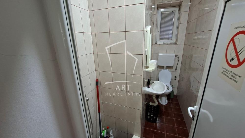 Slika 5 - Dunavskih virova,  Lokal za izdavanje, 150m2, 1.500€