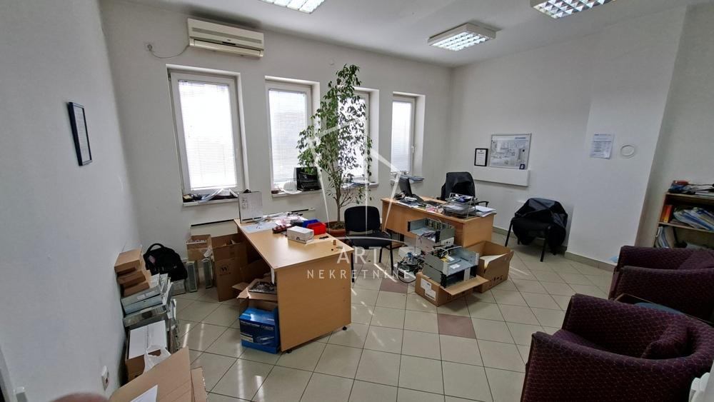 Glavna slika -Dunavskih virova,  Lokal za izdavanje, 150m2, 1.500€