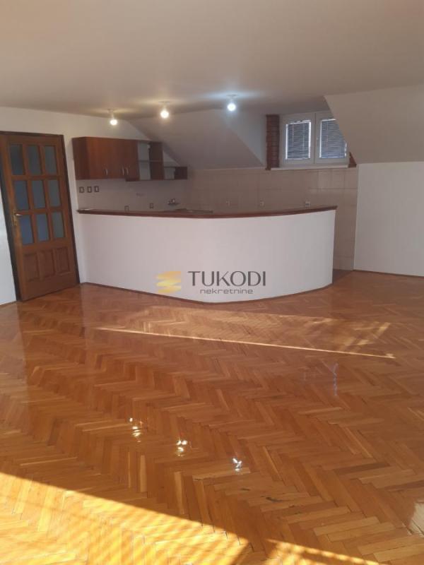 Slika 4 -  Lokal za izdavanje, 303m2, 1.400€