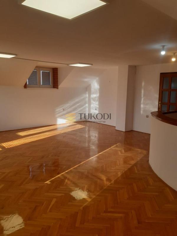 Slika 3 -  Lokal za izdavanje, 303m2, 1.400€