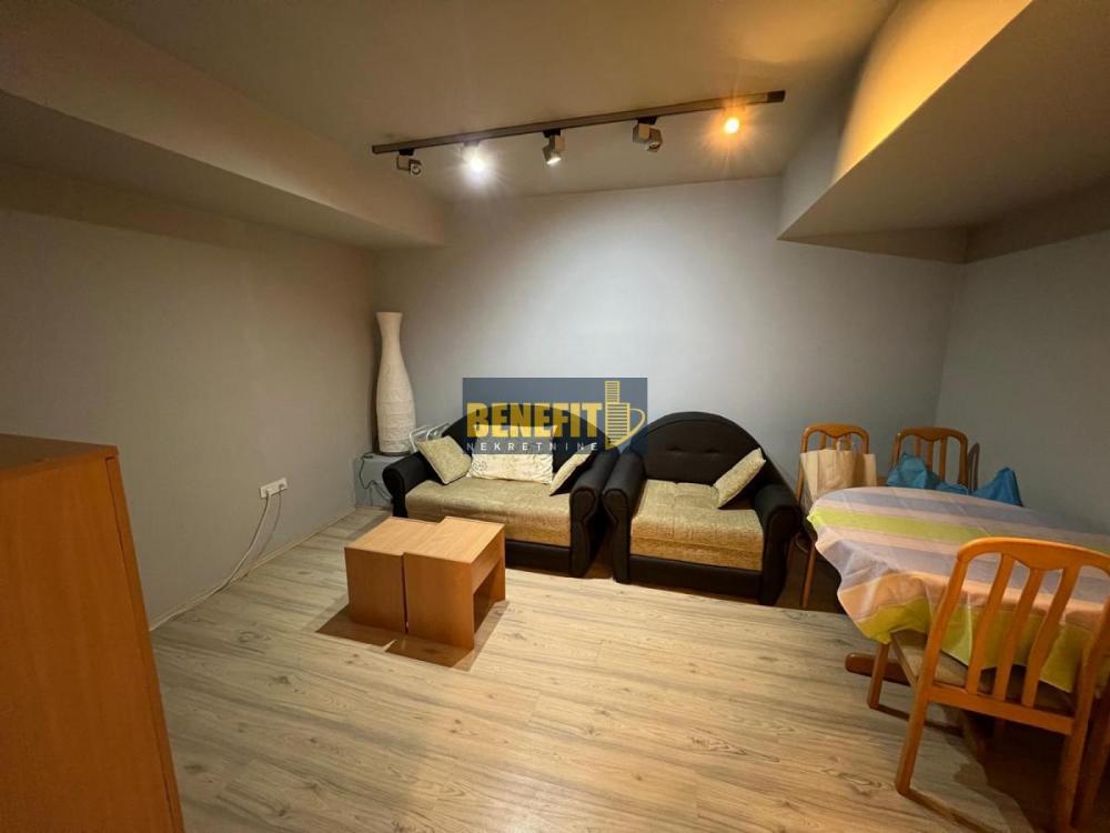 Slika 9 -  Lokal za izdavanje, 44m2, 550€