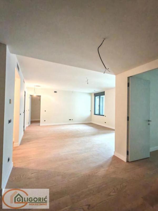 Slika 4 - Đorđa Stanojevića, Troiposoban stan za izdavanje, 90m2, 1.500€