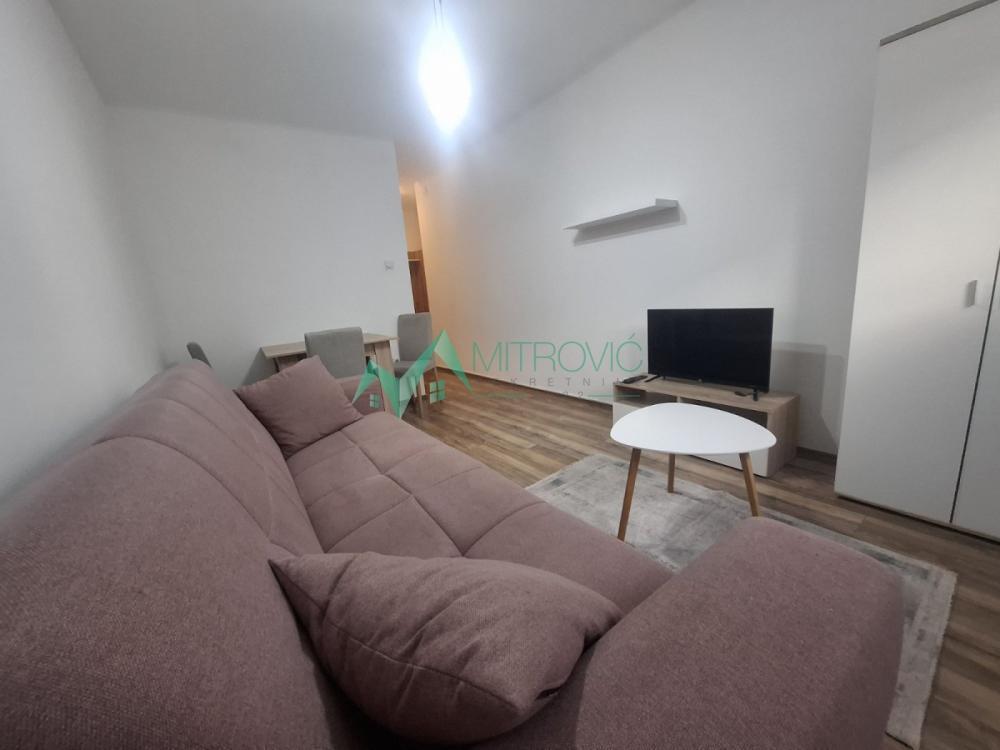 Glavna slika -Jednoiposoban stan za izdavanje, 32m2, 330€