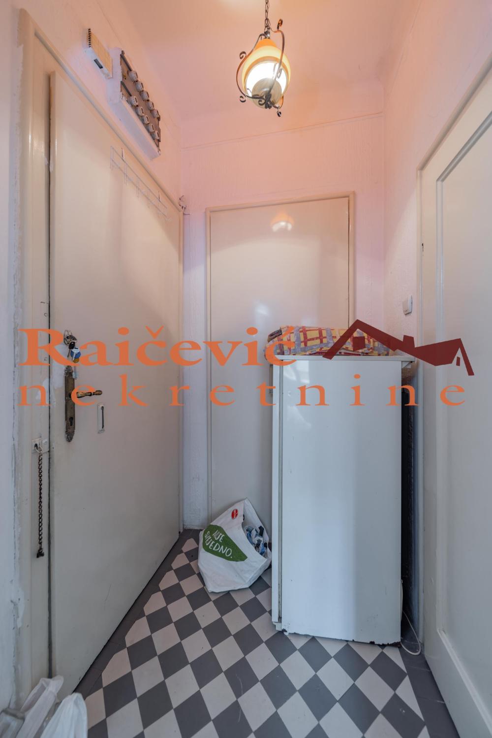 Slika 10 - Dobracina, Jednoiposoban stan za izdavanje, 30m2, 400€