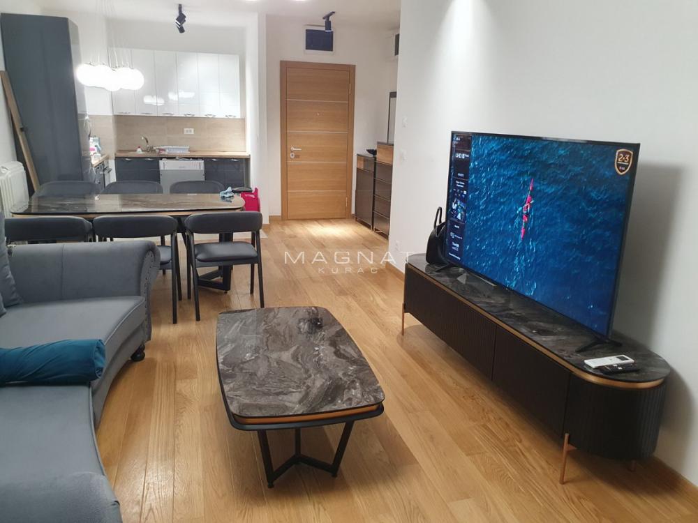Slika 3 - Tadije Sondermajera, Četvorosoban stan za izdavanje, 100m2, 2.000€
