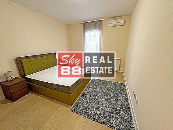 Slika 8 - Četvorosoban stan za izdavanje, 188m2, 3.000€