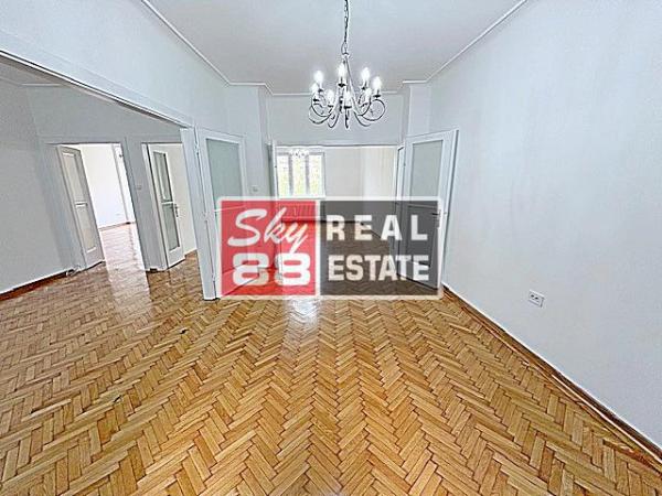 Slika 2 - Četvoroiposoban stan za izdavanje, 136m2, 2.000€
