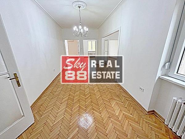 Slika 3 - Četvoroiposoban stan za izdavanje, 136m2, 2.000€