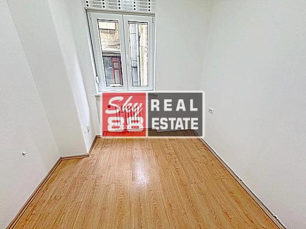 Slika 7 - Četvoroiposoban stan za izdavanje, 136m2, 2.000€