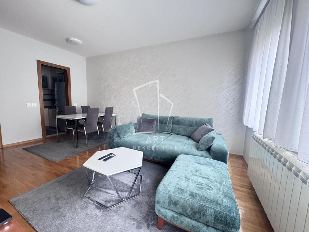 Slika 1 - Branka Krsmanovića, Jednoiposoban stan za izdavanje, 44m2, 700€