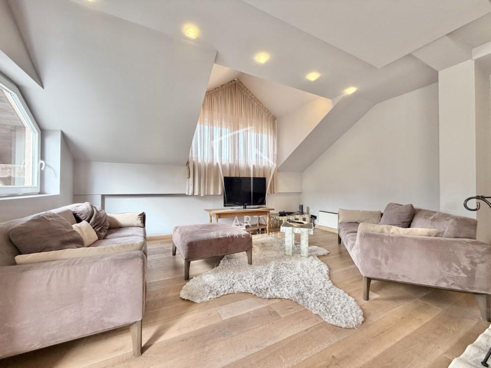 Slika 1 - Žanke Stokić, Četvorosoban stan za izdavanje, 93m2, 1.800€