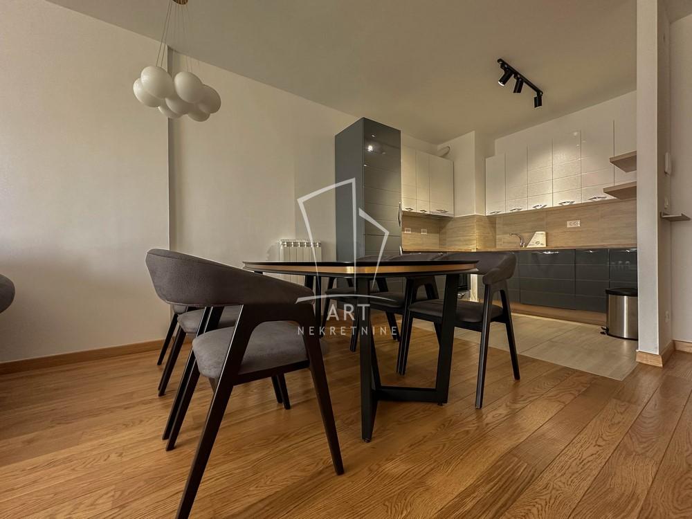 Slika 3 - Tadije Sondermajera, Četvorosoban stan za izdavanje, 101m2, 2.000€