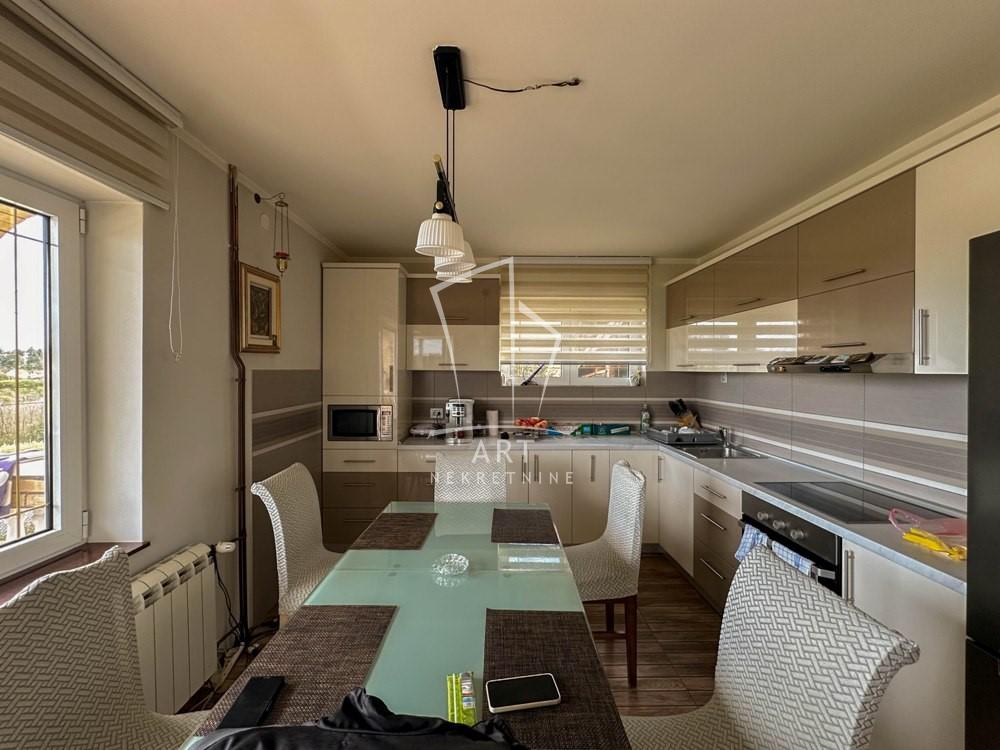 Slika 3 - Put za Pavićevac,  Kuća na prodaju, 207m2, 270.000€